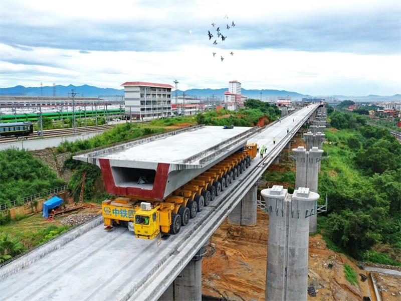 郴州高铁高架桥施工